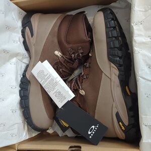 Oakley Men's Vertex Boots Size 9 Brand New